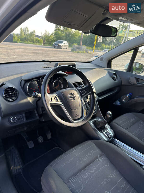 Микровэн Opel Meriva 2014 в Белогородке