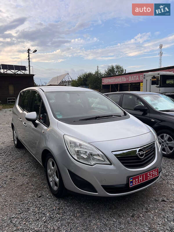 Opel Meriva 2010