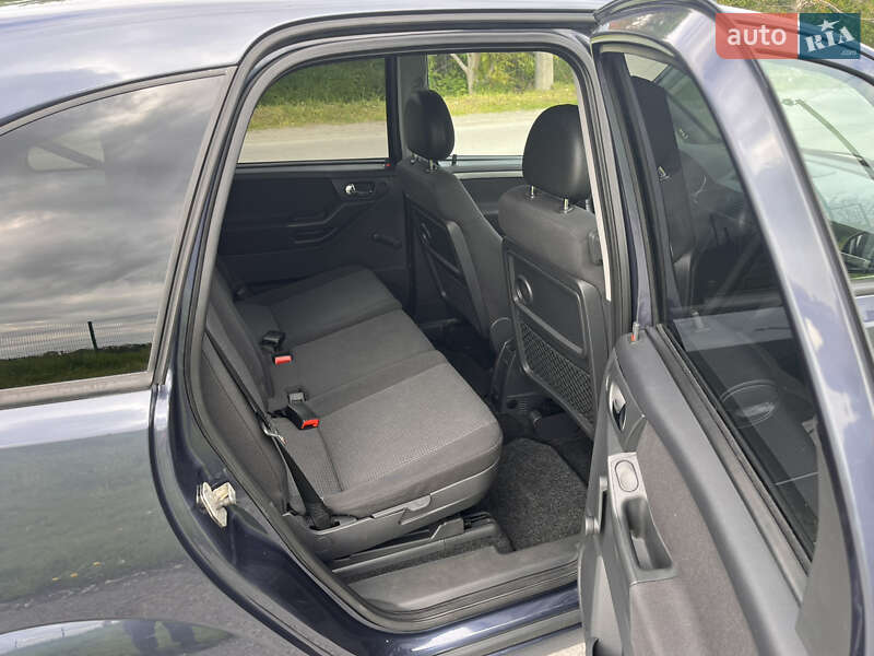 Микровэн Opel Meriva 2009 в Звягеле