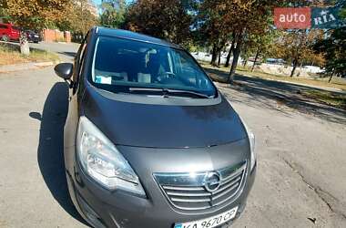 Микровэн Opel Meriva 2011 в Киеве