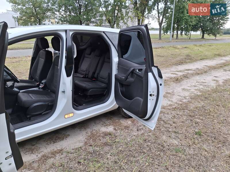 Микровэн Opel Meriva 2011 в Киеве