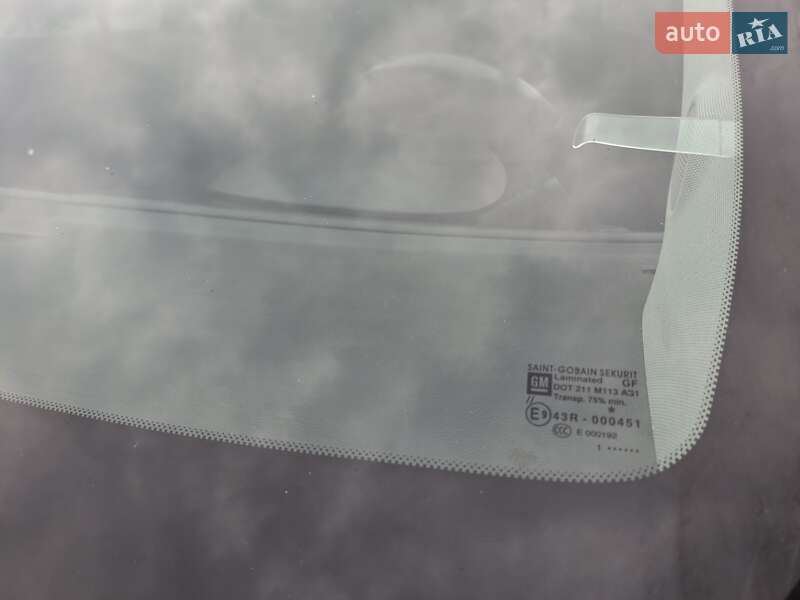 Микровэн Opel Meriva 2011 в Киеве