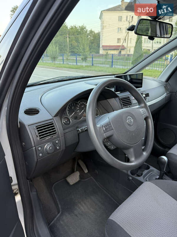 Микровэн Opel Meriva 2005 в Староконстантинове