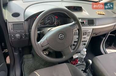 Микровэн Opel Meriva 2005 в  фото 8 Микровэн Opel Meriva 2005 в