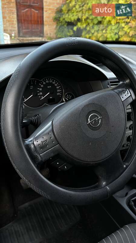 Микровэн Opel Meriva 2005 в Виннице