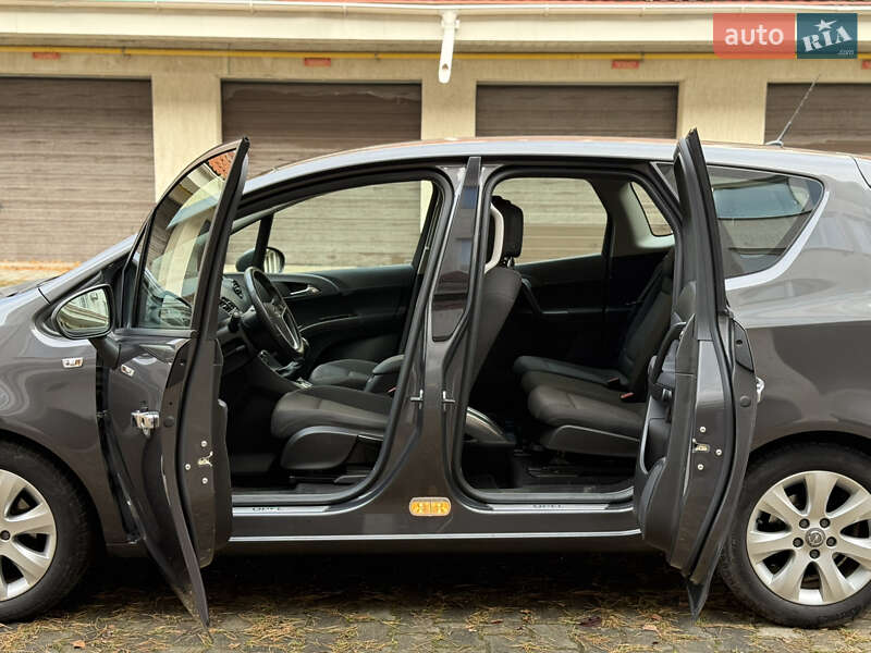 Микровэн Opel Meriva 2010 в Киеве