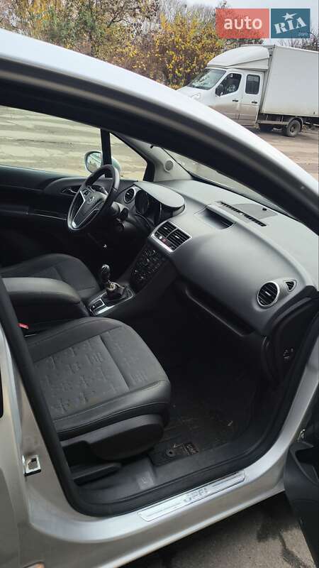 Микровэн Opel Meriva 2011 в Ровно