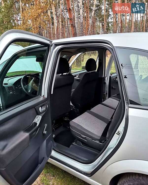 Микровэн Opel Meriva 2003 в Харькове