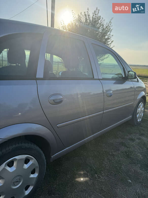 Микровэн Opel Meriva 2005 в Черновцах