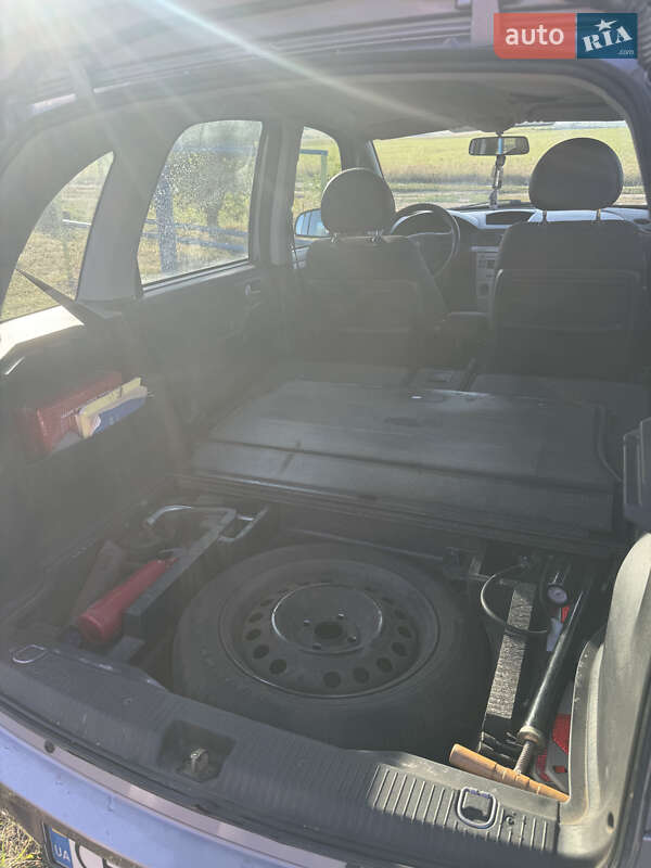 Микровэн Opel Meriva 2005 в Черновцах