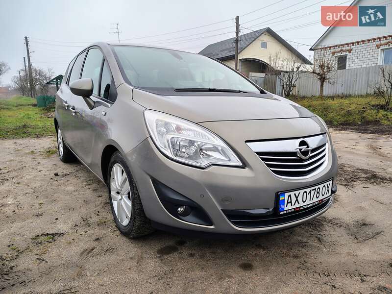 Opel Meriva 2011