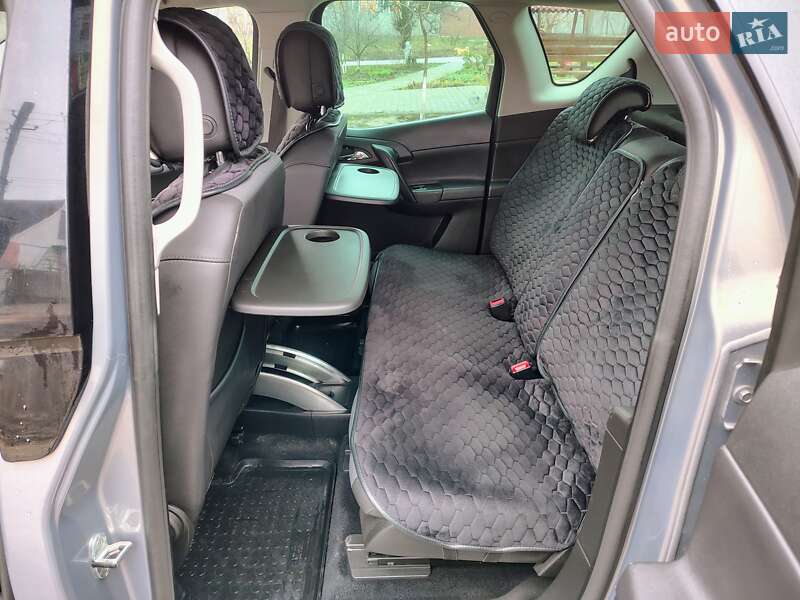 Микровэн Opel Meriva 2011 в Харькове