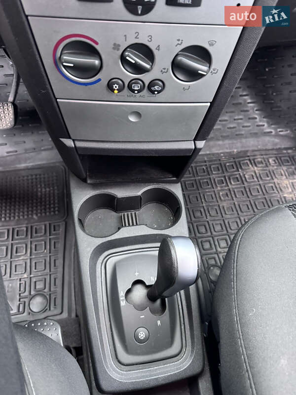 Мікровен Opel Meriva 2005 в Києві