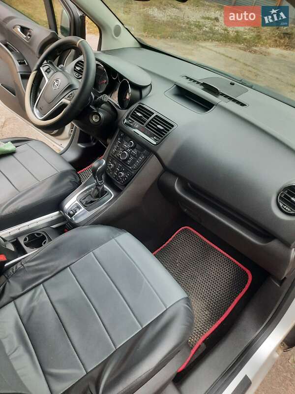 Мікровен Opel Meriva 2011 в Новояворівську