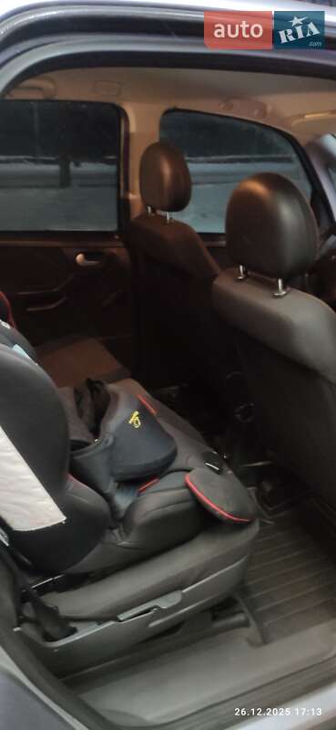 Мікровен Opel Meriva 2004 в Долині