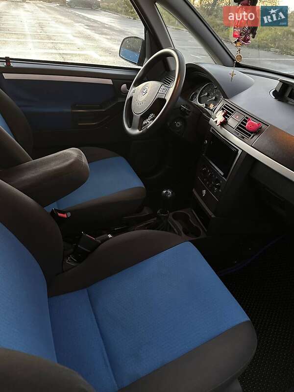 Мікровен Opel Meriva 2004 в Демідові