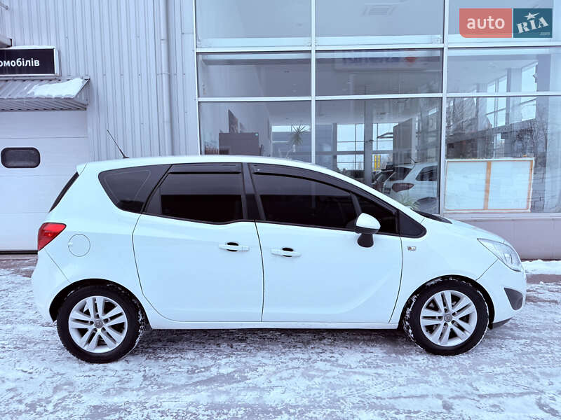Микровэн Opel Meriva 2013 в Харькове