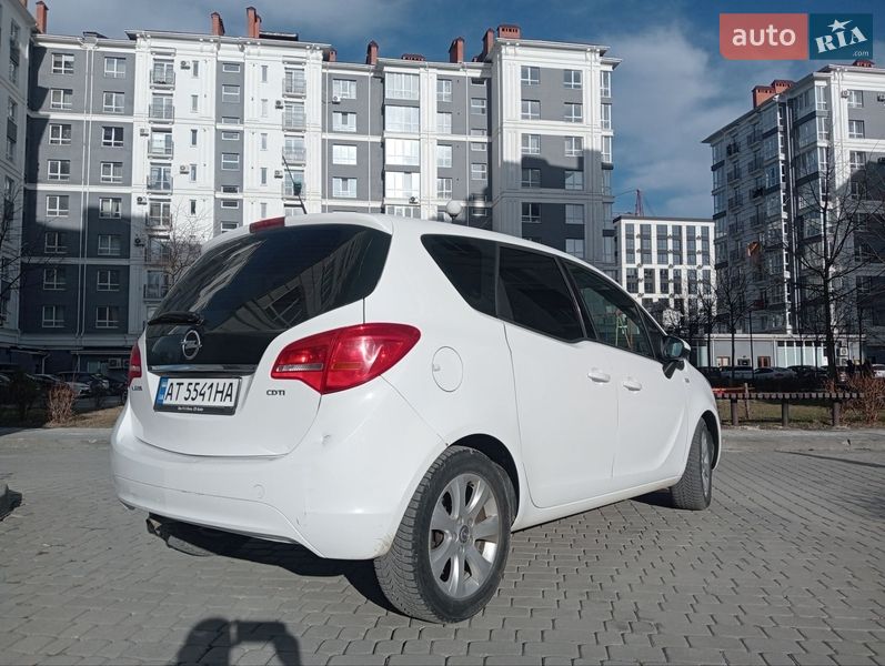 Микровэн Opel Meriva 2015 в Ивано-Франковске