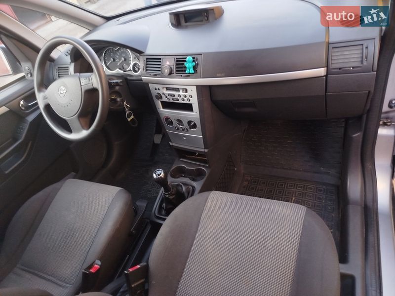 Микровэн Opel Meriva 2004 в Львове
