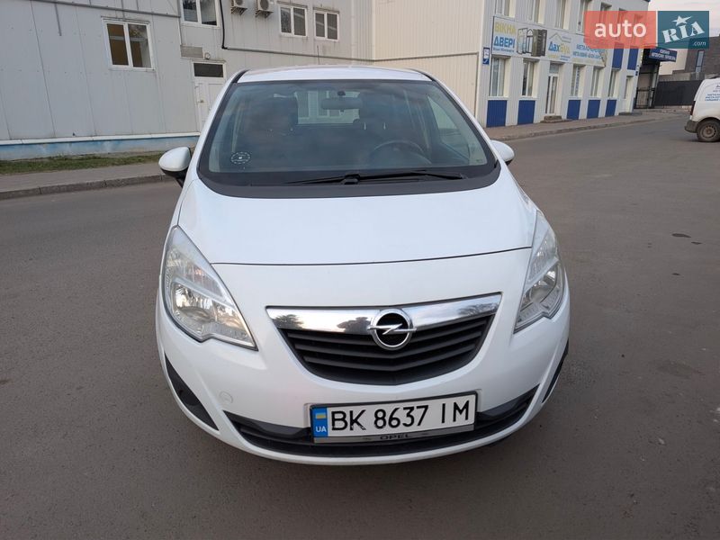 Opel Meriva 2011