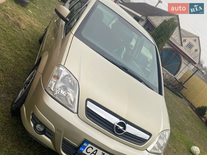 Opel Meriva 2010