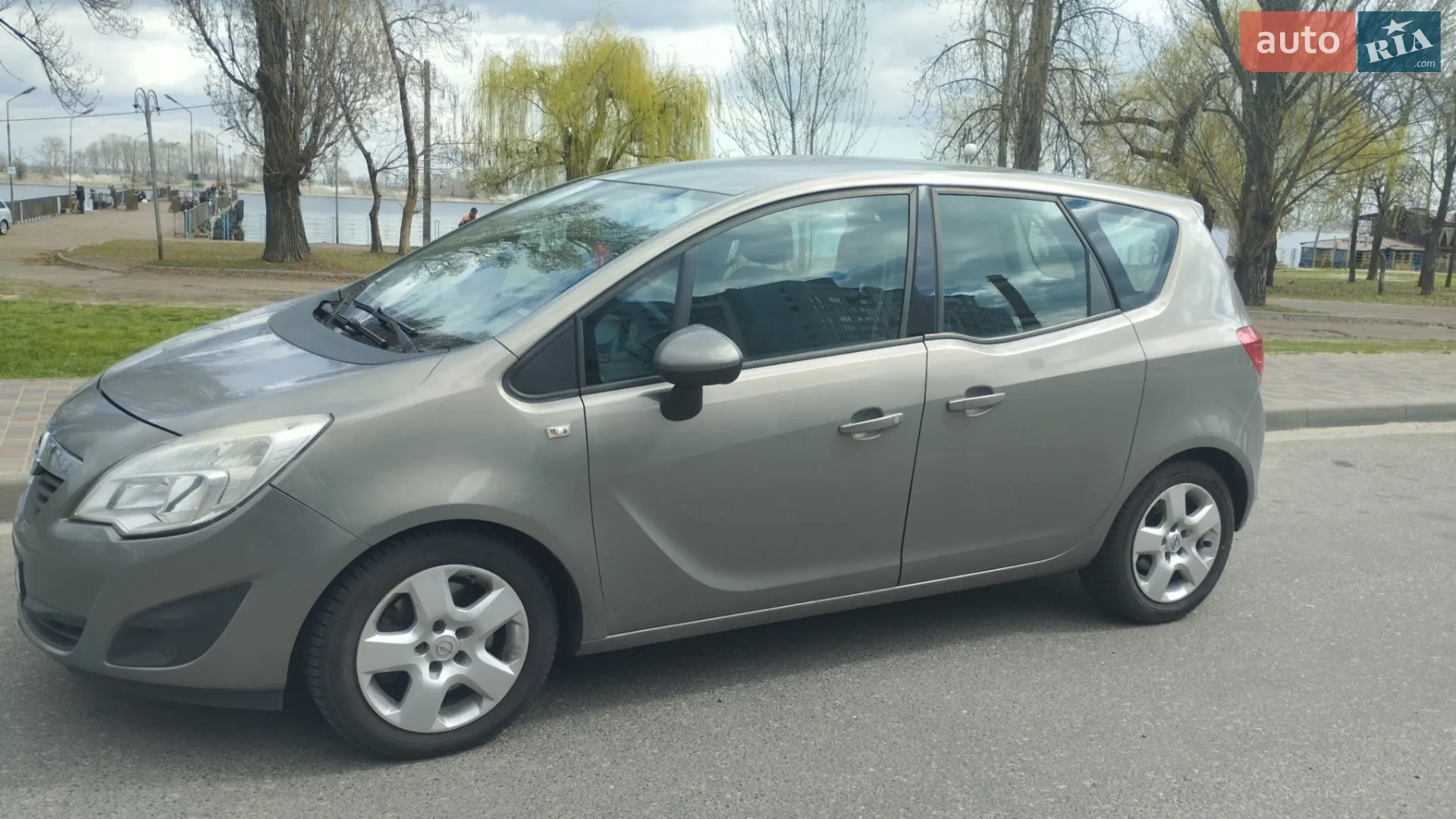 2011 Opel Meriva - фото 1
