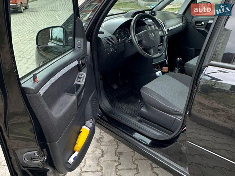 Микровэн Opel Meriva 2009 в Новояворовске