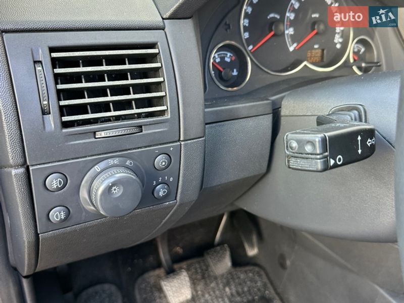 Микровэн Opel Meriva 2009 в Новояворовске