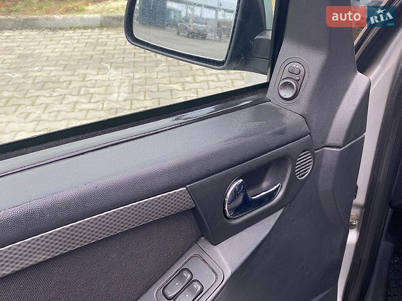 Микровэн Opel Meriva 2006 в Мукачево