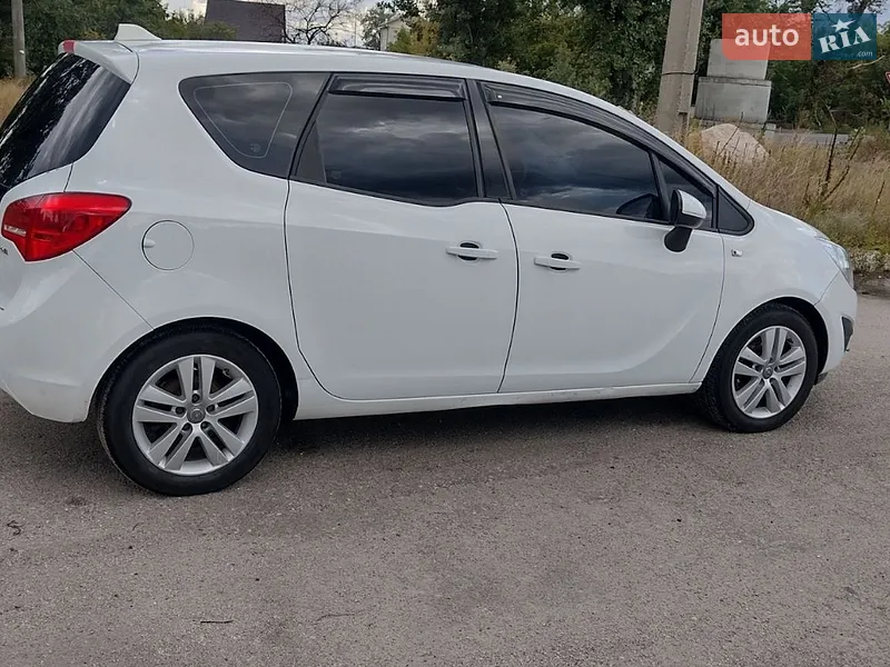 Opel Meriva 2013