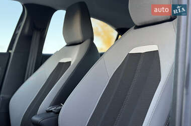 Внедорожник / Кроссовер Opel Mokka-e 2022 в 
