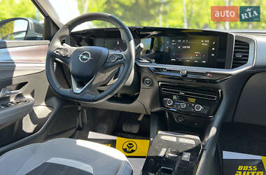 Позашляховик / Кросовер Opel Mokka-e 2023 в 