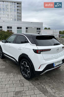 Позашляховик / Кросовер Opel Mokka-e 2021 в 