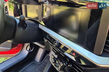 Внедорожник / Кроссовер Opel Mokka-e 2021 в 