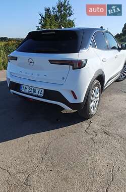 Позашляховик / Кросовер Opel Mokka-e 2021 в 