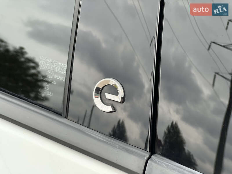 Внедорожник / Кроссовер Opel Mokka-e 2021 в Ровно