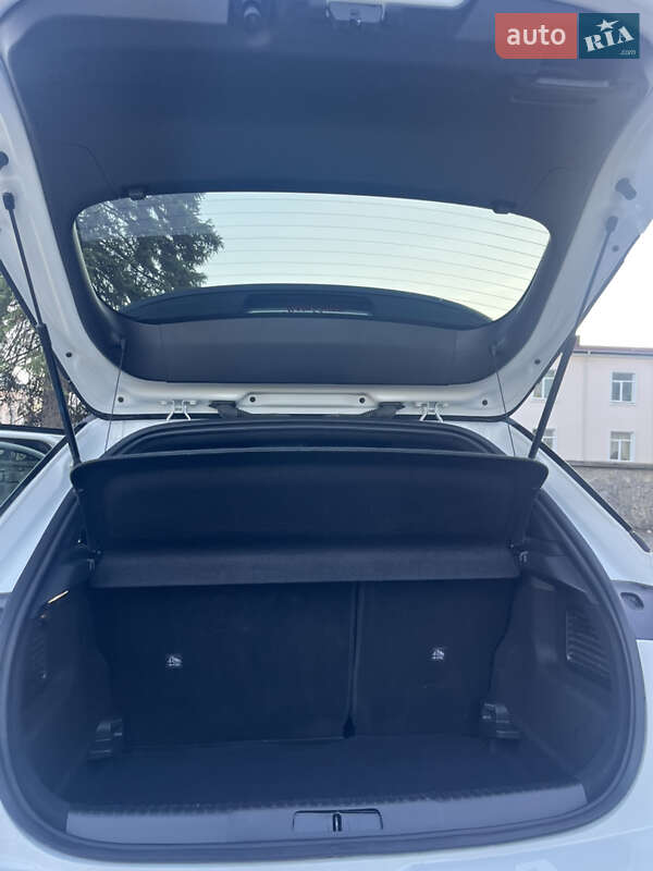 Позашляховик / Кросовер Opel Mokka-e 2022 в Кременці