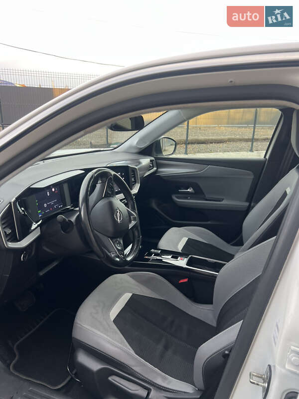 Позашляховик / Кросовер Opel Mokka-e 2022 в Мукачевому