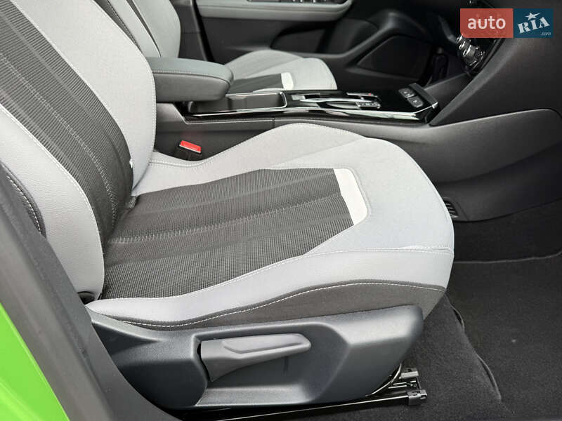 Позашляховик / Кросовер Opel Mokka-e 2022 в Львові фото 47 Позашляховик / Кросовер Opel Mokka-e 2022 в Львові