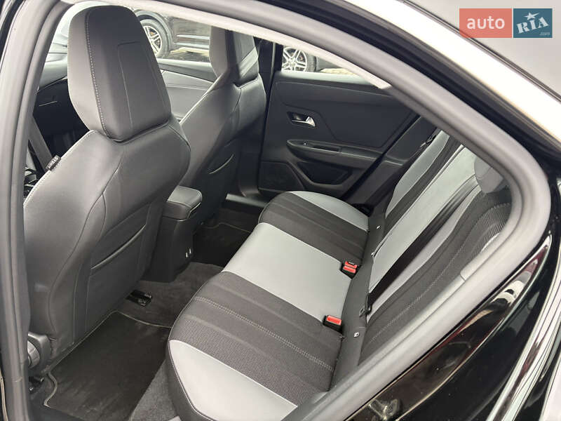 Внедорожник / Кроссовер Opel Mokka-e 2024 в Снятине