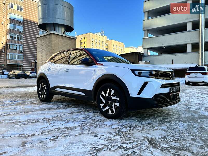 Внедорожник / Кроссовер Opel Mokka-e 2023 в Киеве