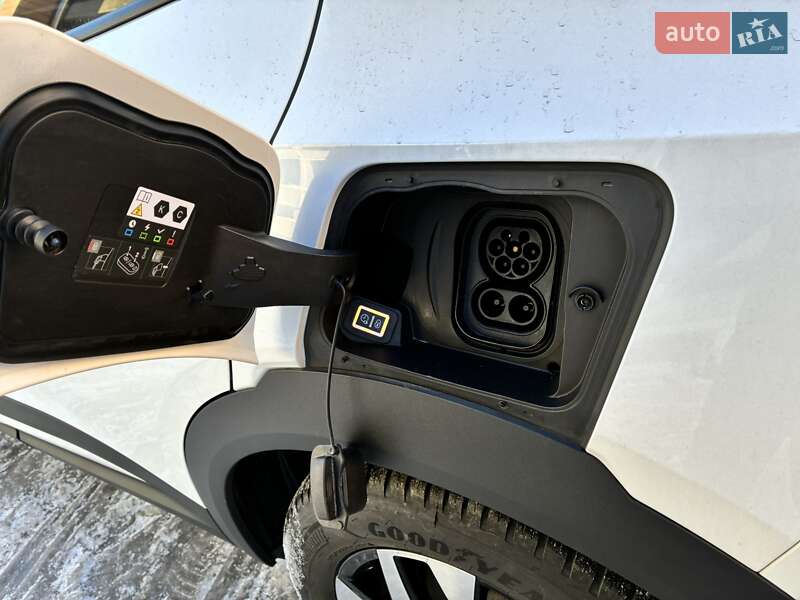 Внедорожник / Кроссовер Opel Mokka-e 2023 в Киеве