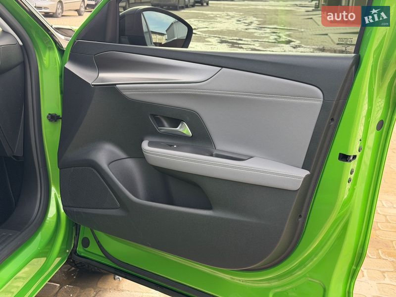 Внедорожник / Кроссовер Opel Mokka-e 2022 в Тернополе