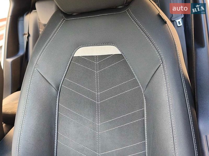 Внедорожник / Кроссовер Opel Mokka-e 2022 в Звягеле
