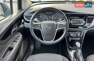 Позашляховик / Кросовер Opel Mokka 2017 в 