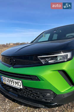 Позашляховик / Кросовер Opel Mokka 2021 в 