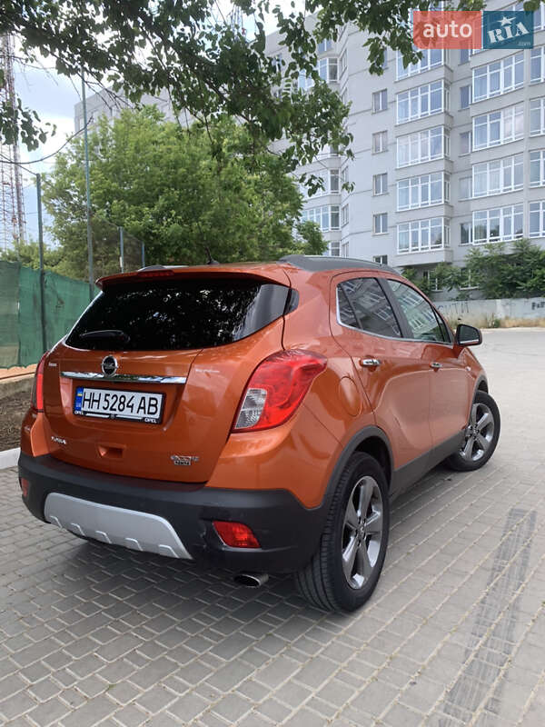 Внедорожник / Кроссовер Opel Mokka 2014 в Одессе