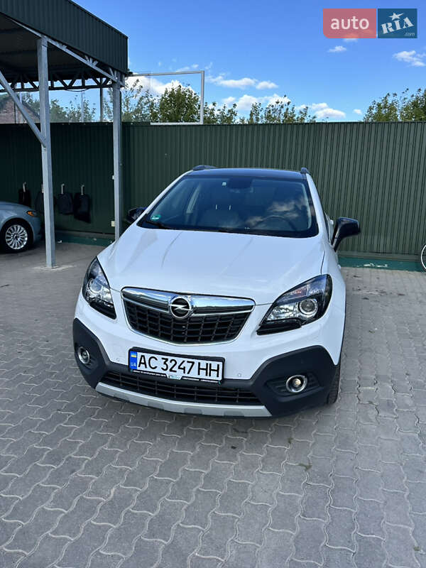 Внедорожник / Кроссовер Opel Mokka 2015 в Владимире