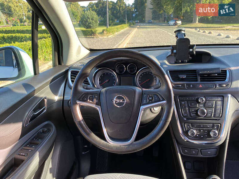 Внедорожник / Кроссовер Opel Mokka 2013 в Ужгороде
