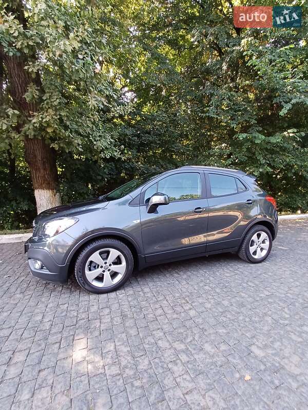 Позашляховик / Кросовер Opel Mokka 2016 в 